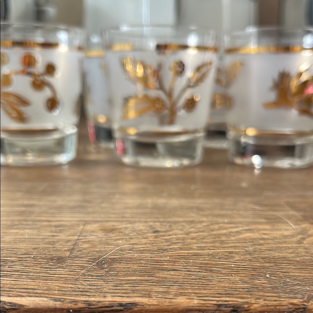 Elegant Gold Floral Glasses